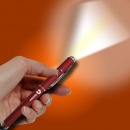 Pluma Capacitiva TERRAX PENTX Rojo para pantallas táctiles 4 en 1, puntero láser, linterna, punta touch y bolígrafo